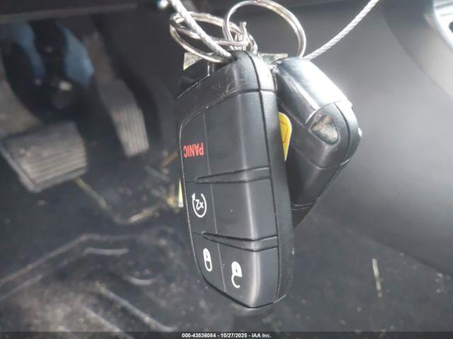 Jeep Compass Trailhawk 4x4 Image 13