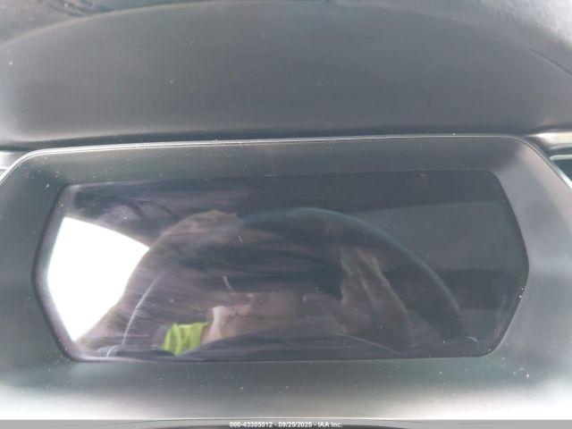 Tesla Model S Image 5