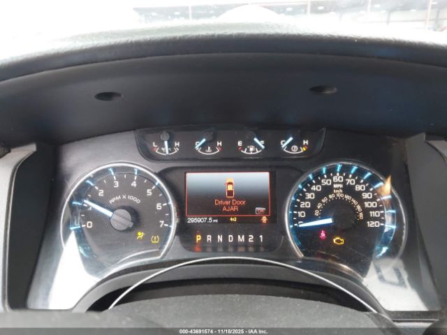 Ford F-150 Xlt Image 8