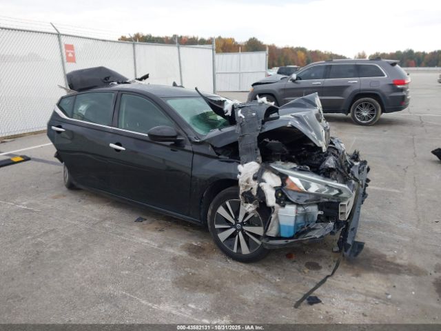 Nissan Altima Sv Fwd Image 1