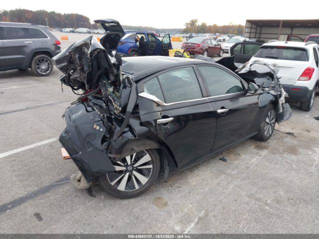 Nissan Altima Sv Fwd Image 13