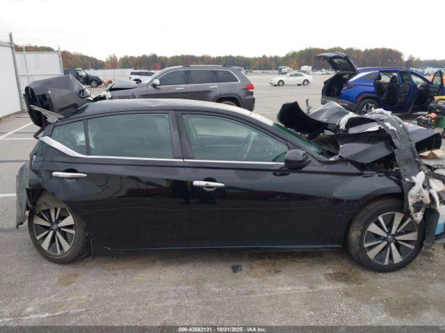 Nissan Altima Sv Fwd Image 18