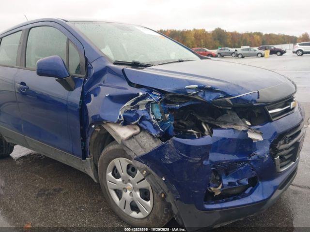 Chevrolet Trax Ls Image 14