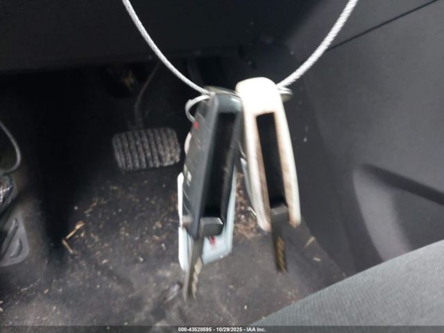 Chevrolet Trax Ls Image 11