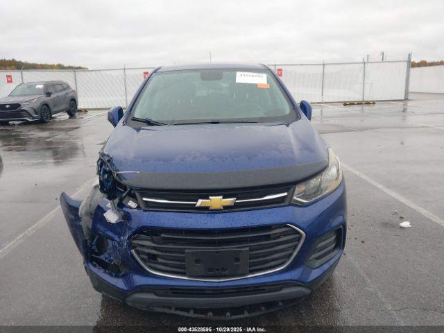 Chevrolet Trax Ls Image 7