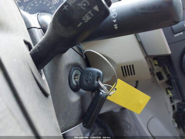 Toyota Corolla Le Image 13