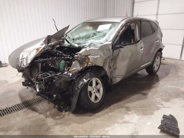 Nissan Rogue S Image 3