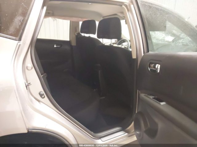 Nissan Rogue S Image 7