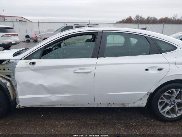 Hyundai SONATA Sel Image 8