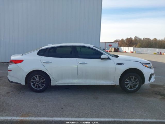 Kia Optima Lx Image 2