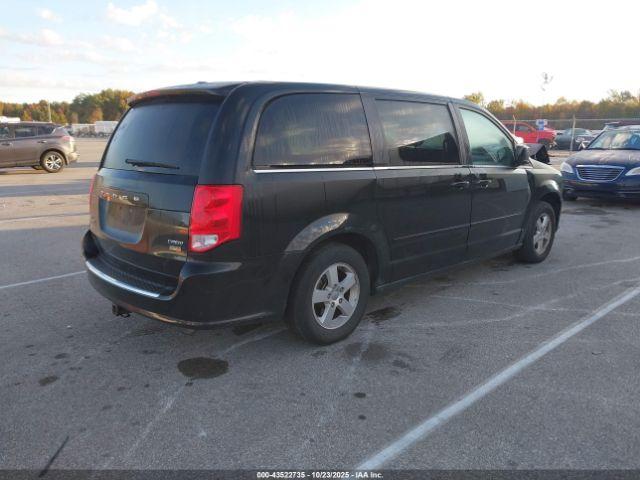 Dodge Grand Caravan Crew Image 8