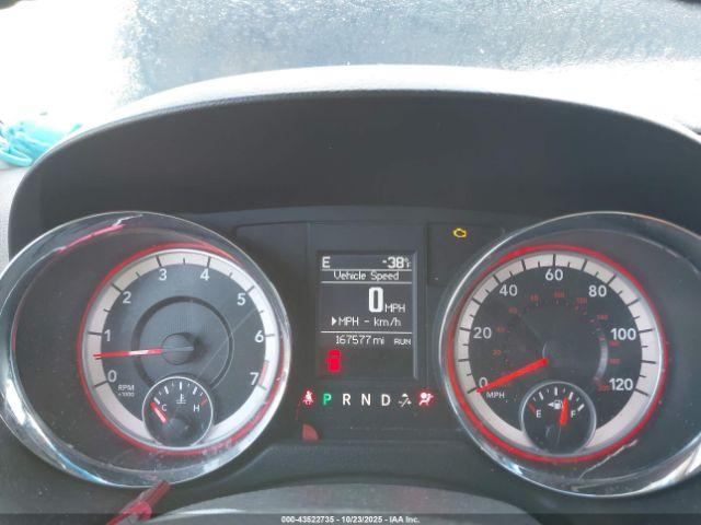 Dodge Grand Caravan Crew Image 5