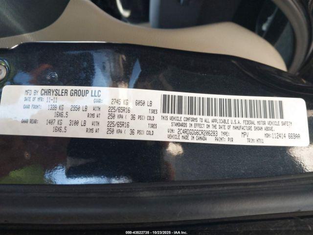 Dodge Grand Caravan Crew Image 2