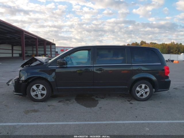 Dodge Grand Caravan Crew Image 3