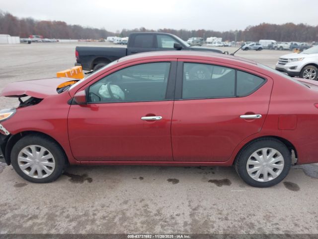 Nissan Versa 1.6 Sv Image 16