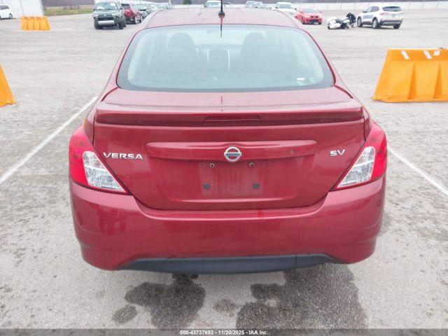 Nissan Versa 1.6 Sv Image 17