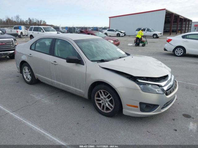 Ford Fusion S Image 1