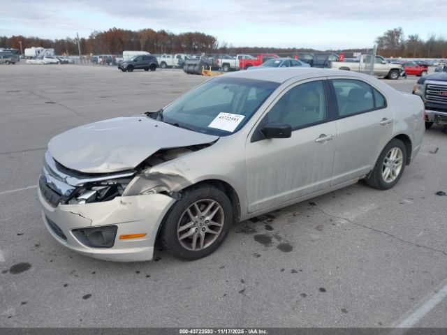 Ford Fusion S Image 5