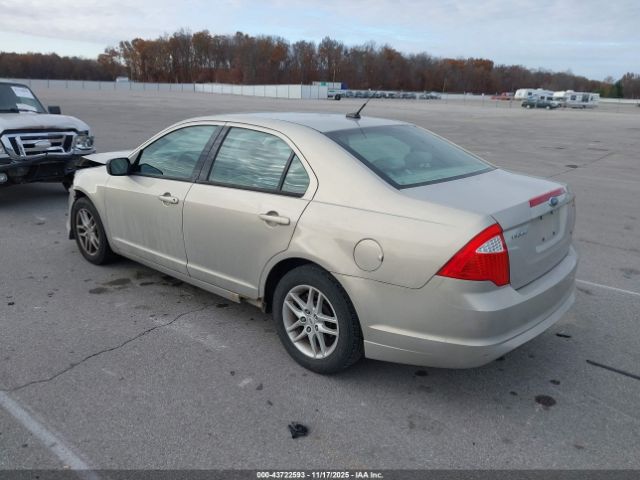 Ford Fusion S Image 15
