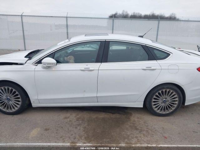 Ford Fusion Titanium Image 17