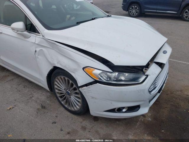 Ford Fusion Titanium Image 14
