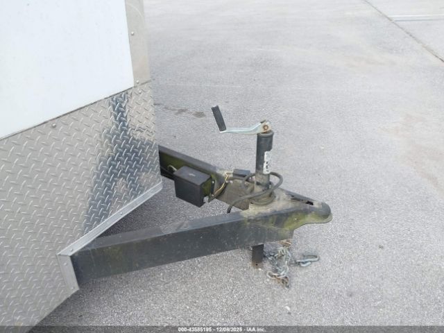 Cargo Mate 16  Enclo E-lite Image 3