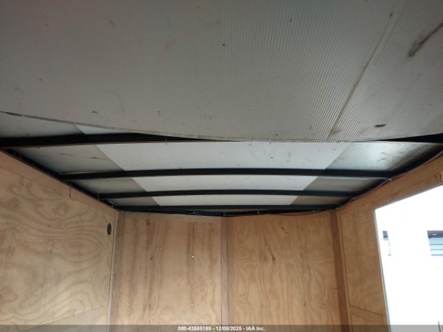 Cargo Mate 16  Enclo E-lite Image 5