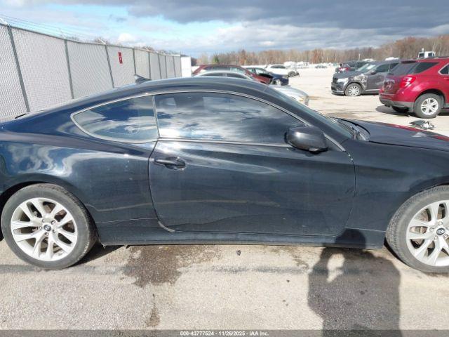 Hyundai Genesis 2.0t Image 7