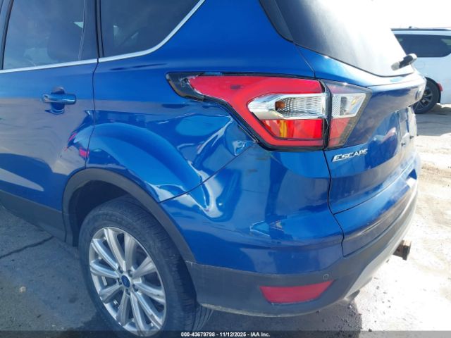 Ford Escape Titanium Image 7