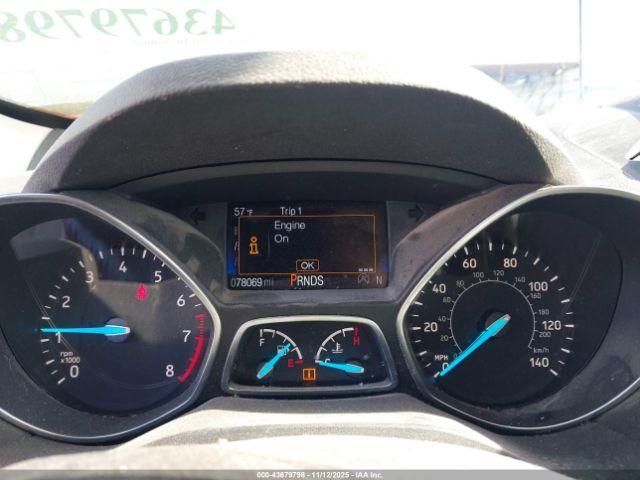 Ford Escape Titanium Image 14