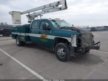  Salvage Chevrolet Silverado 3500