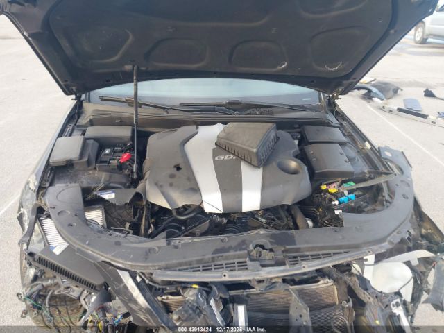 Hyundai Genesis 3.8 Image 12