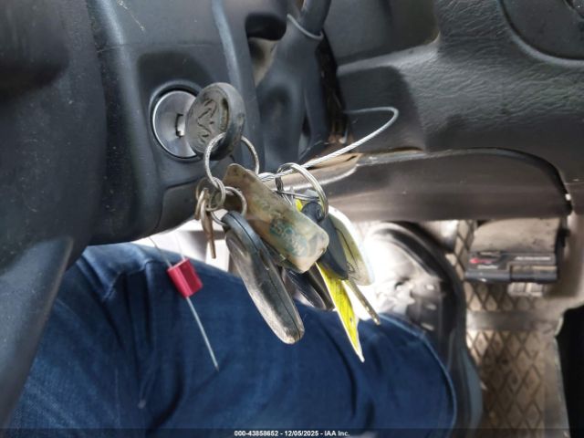 Dodge Ram 2500 Image 8