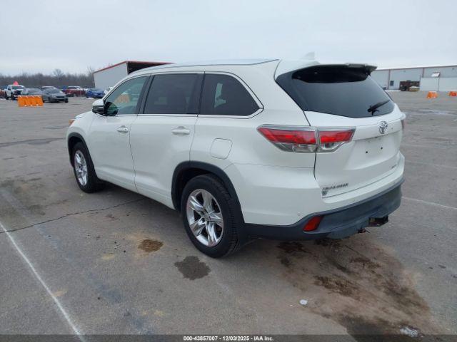 Toyota Highlander Limited V6 Image 11