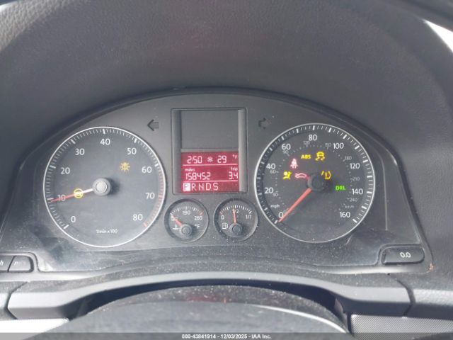 Volkswagen Jetta Image 9