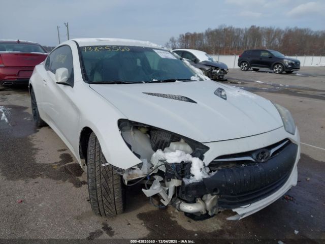 Hyundai Genesis 2.0t Premium Image 7