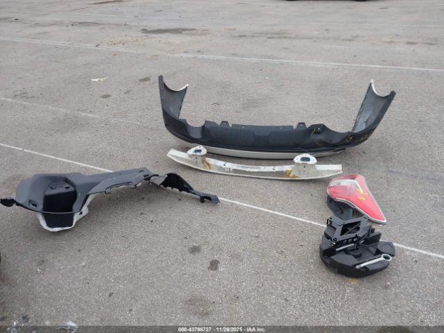 Subaru Forester 2.5i Touring Image 15