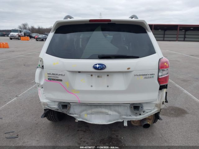 Subaru Forester 2.5i Touring Image 6