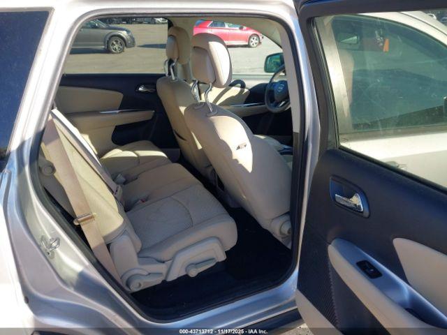 Dodge Journey Sxt Image 2