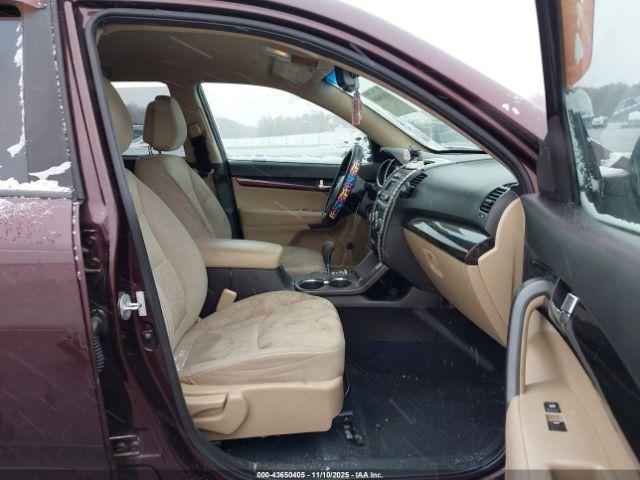 Kia Sorento Lx Image 12