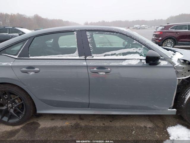 Honda Civic Image 16