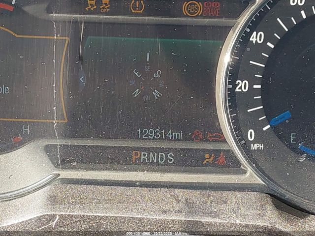 Ford Explorer Platinum Image 17