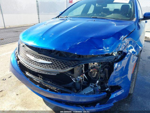 Chrysler 200 S Image 3