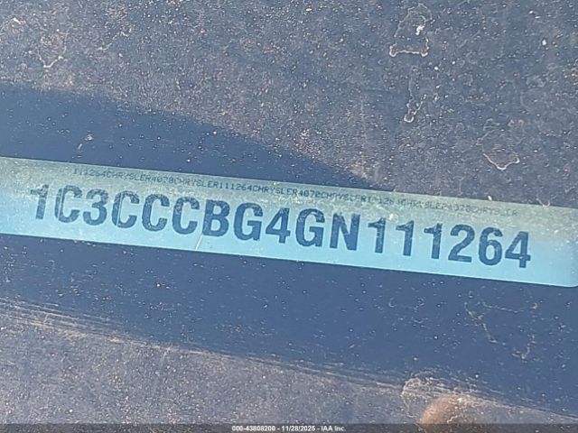 Chrysler 200 S Image 10