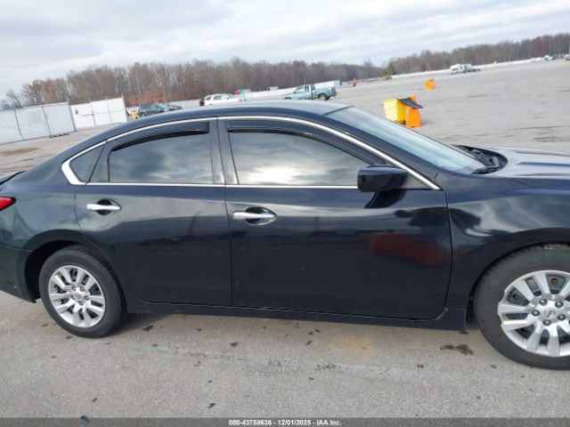 Nissan Altima Image 5