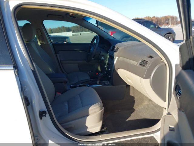 Ford Fusion Se Image 4