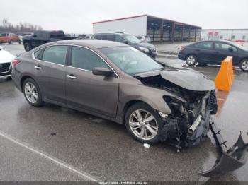  Salvage Nissan Altima