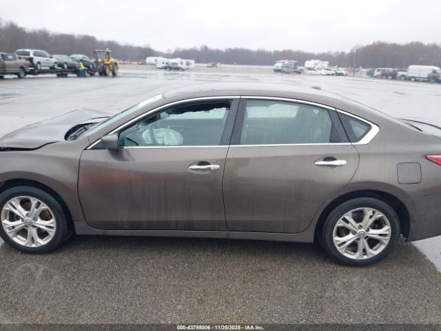 Nissan Altima 2.5 Sv Image 17