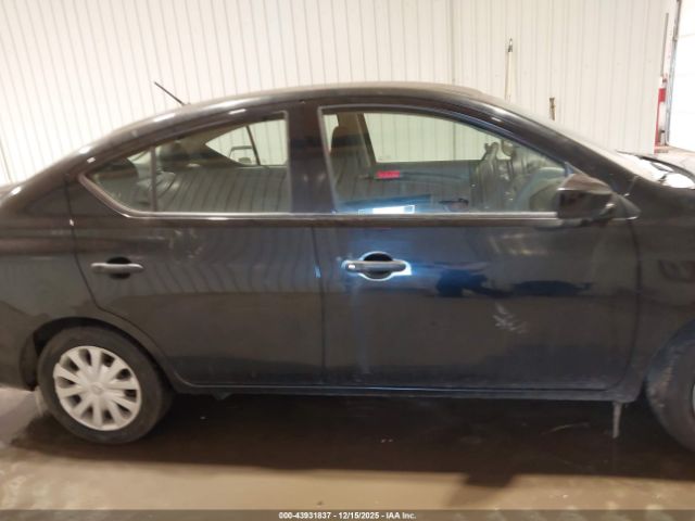 Nissan Versa 1.6 S+ Image 3