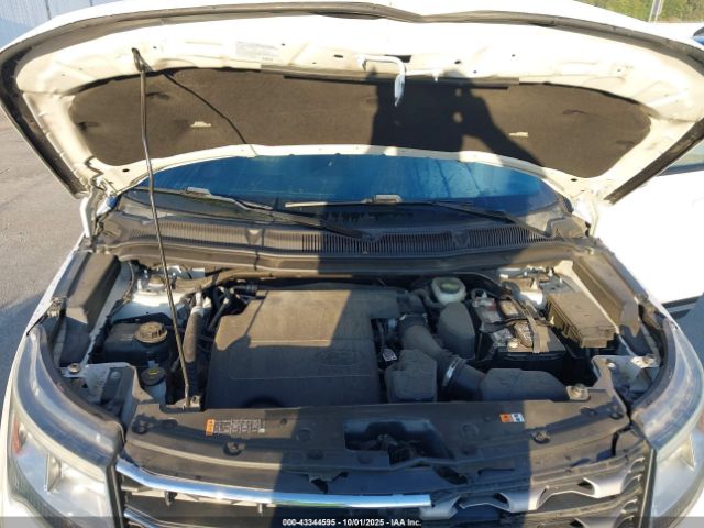 Ford Explorer Xlt Image 14